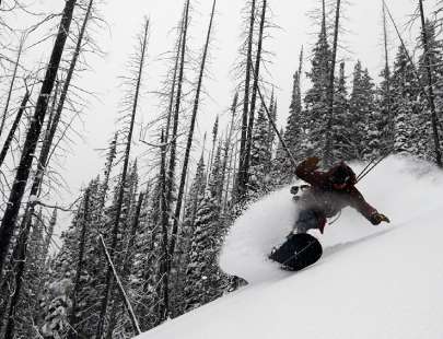 ACMG Guide Answers Top FAQs About Splitboarding